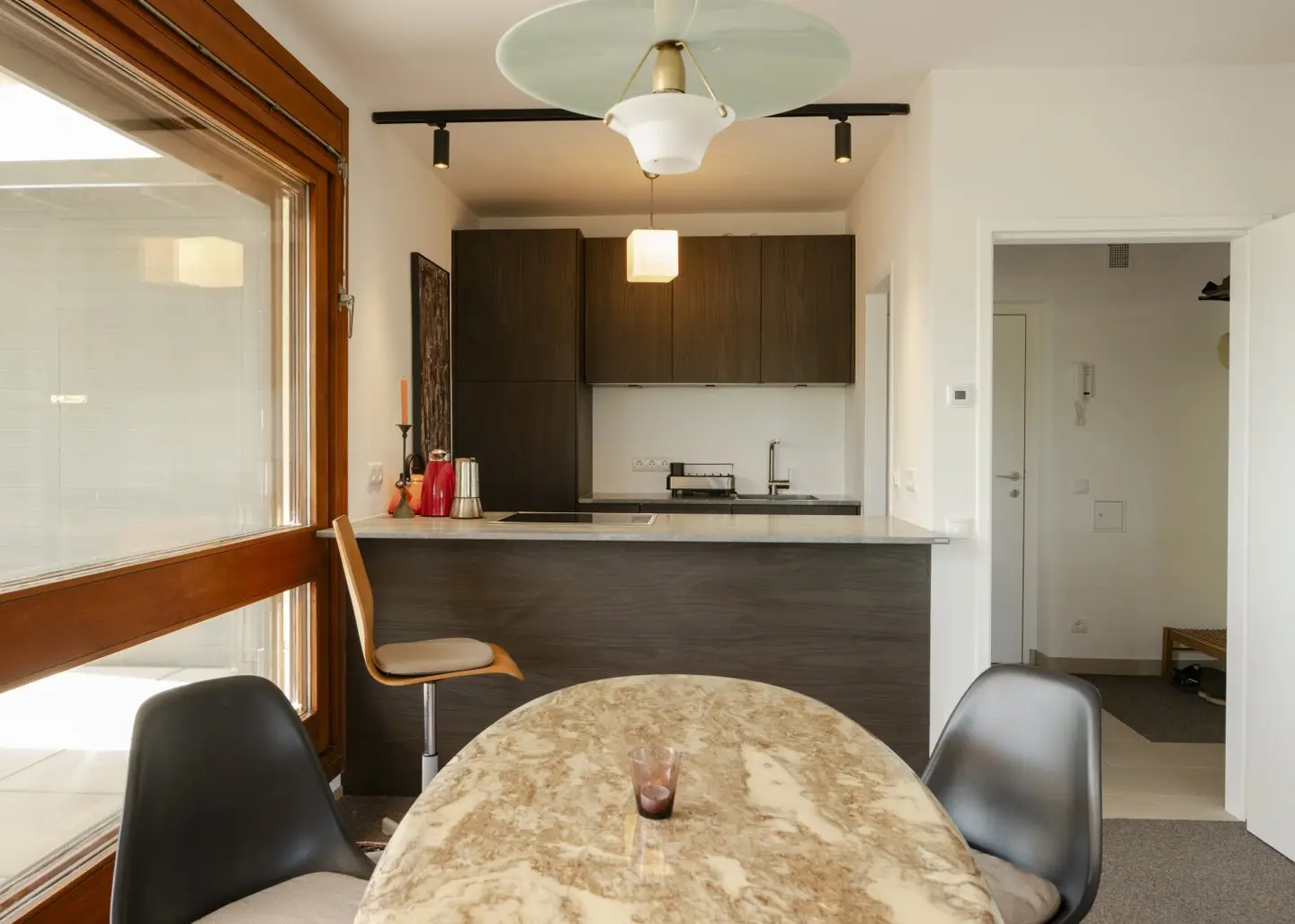 Renovated Retro Apartment in Private Holiday Paradise