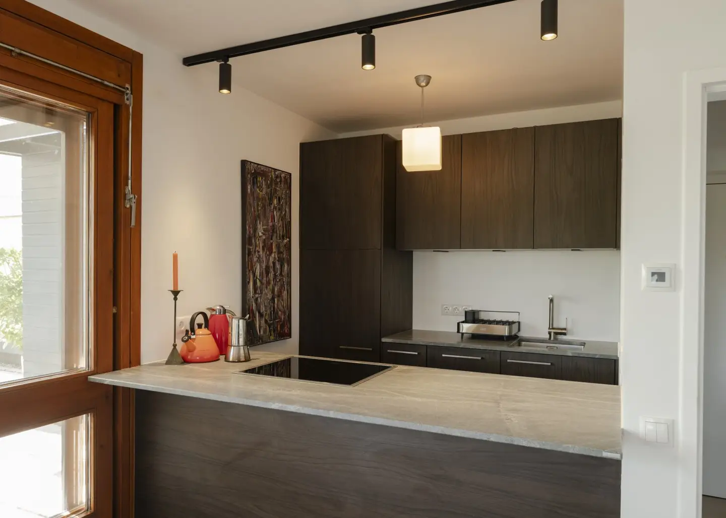 Renovated Retro Apartment in Private Holiday Paradise