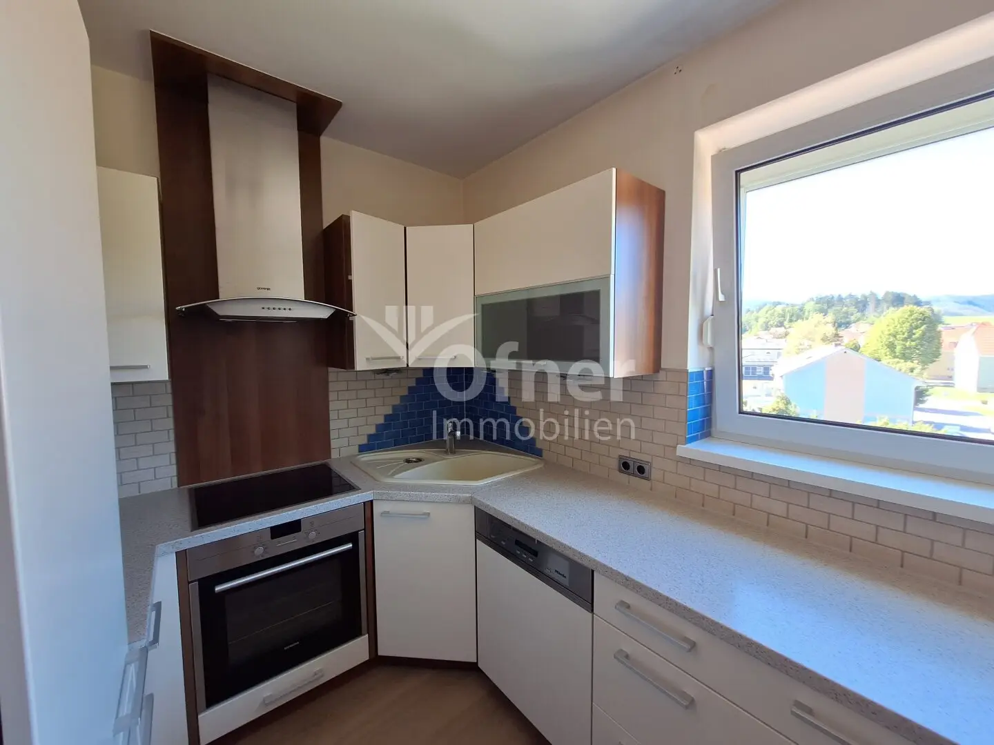 Beautiful bright 3-room apartment in the center of Bärnbach