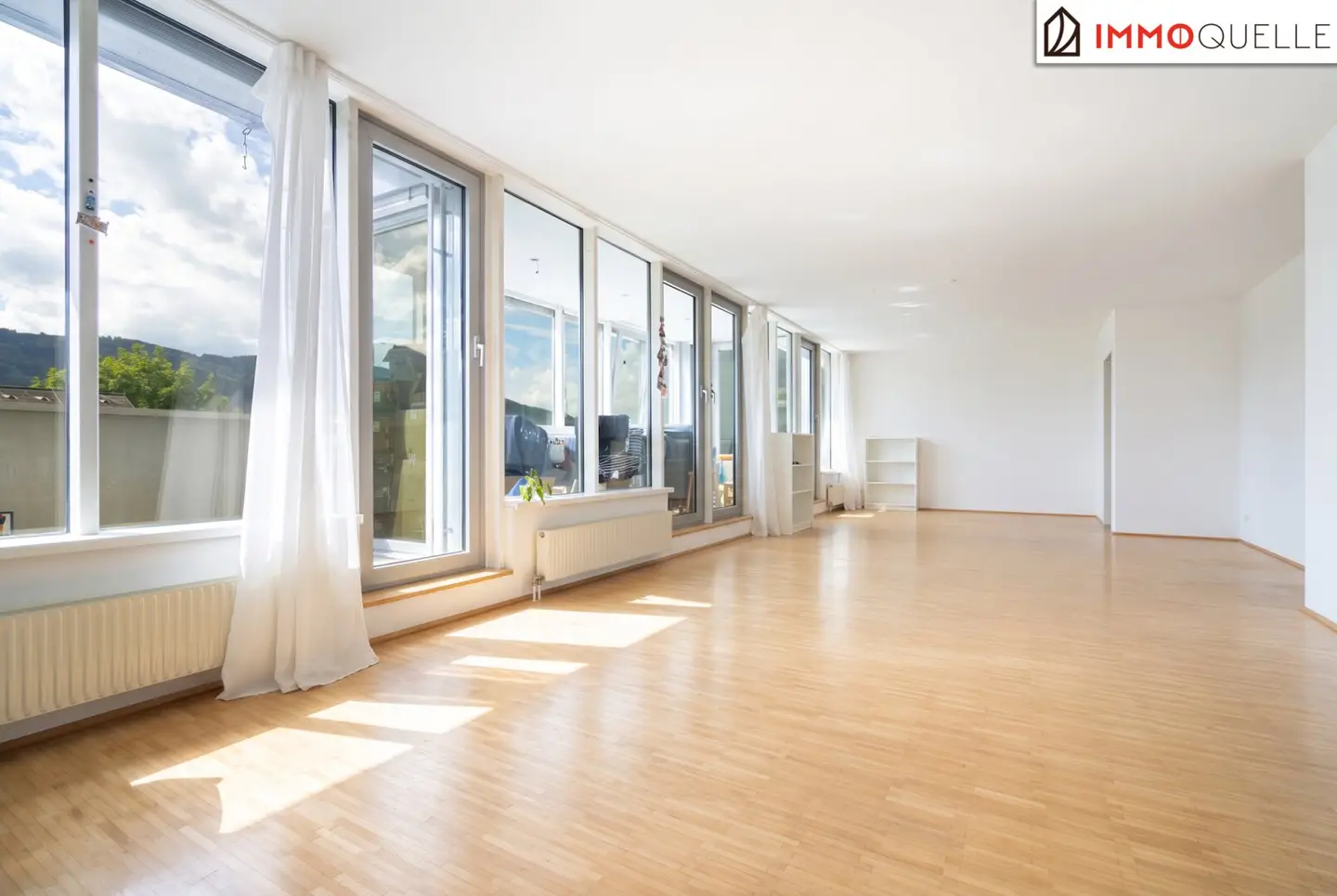 Living with mountain panorama - Spacious penthouse apartment with two terraces and mountain view in Kirchdorf an der Krems