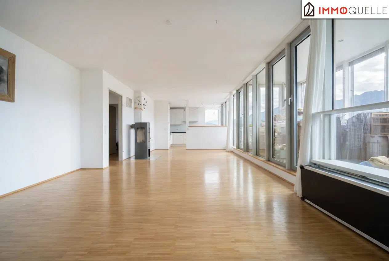 Living with mountain panorama - Spacious penthouse apartment with two terraces and mountain view in Kirchdorf an der Krems