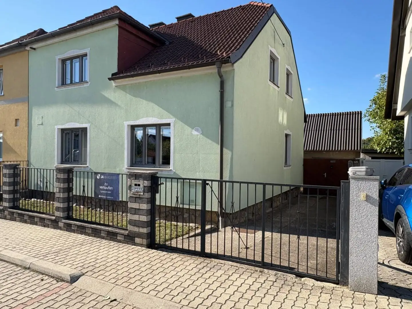 Ein Rohdiamant in Laa – 5 Zimmer, eigener Garten & Garage