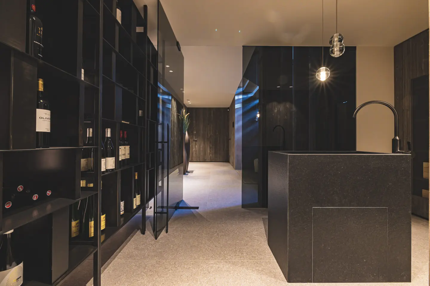 Exclusive holiday apartment with outdoor pool and sauna