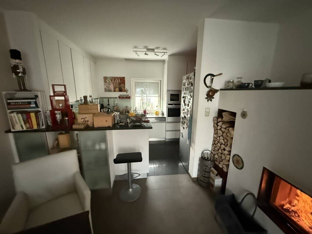 Residential house in central location - Böhlerwerk