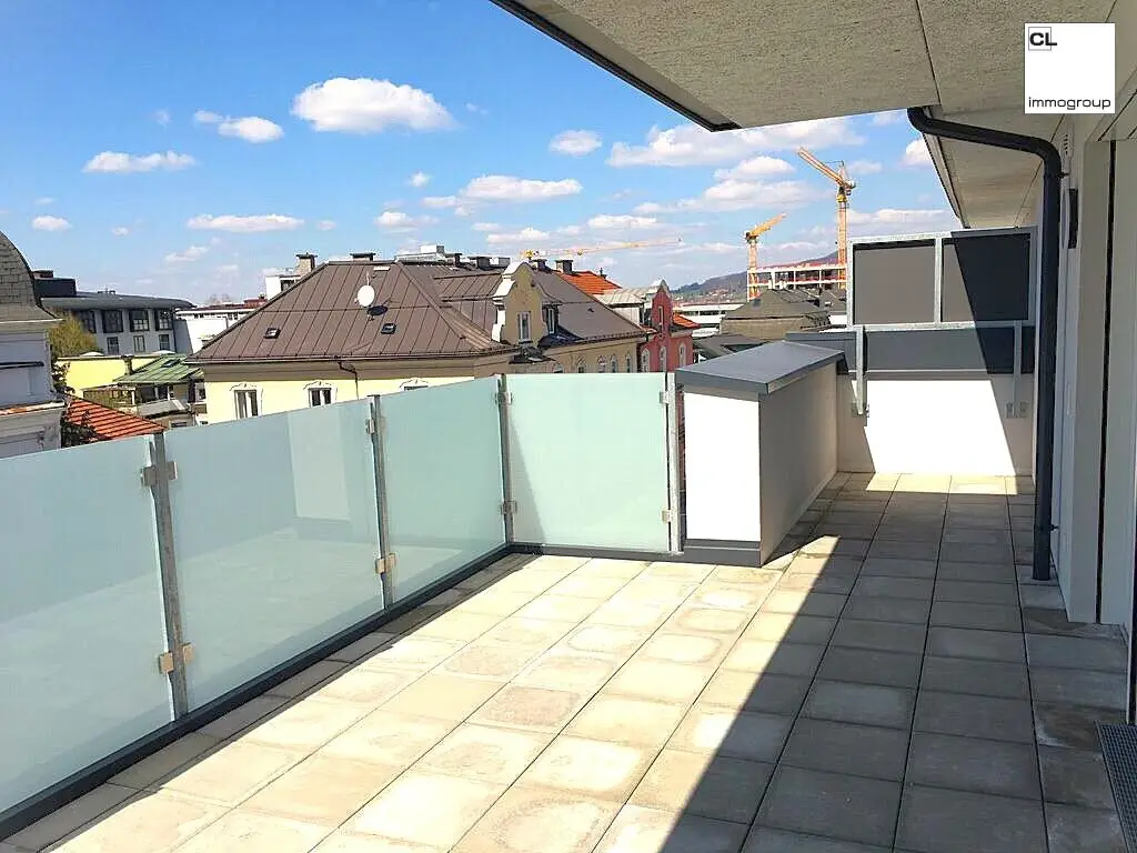 Sehr helle, sonnige, schöne und zentral gelegene Neubau-Terrassenwohnung in Schallmoos, nahe Andräviertel (Salzburg Stadt) mit Penthaus-Flair - inklusive TG-Stellplatz