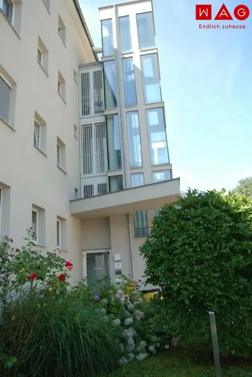 2-room apartment in Linz/Bindermichl with balcony and elevator available from 1 November ATTENTION the apartment will still be renovated in October 2026