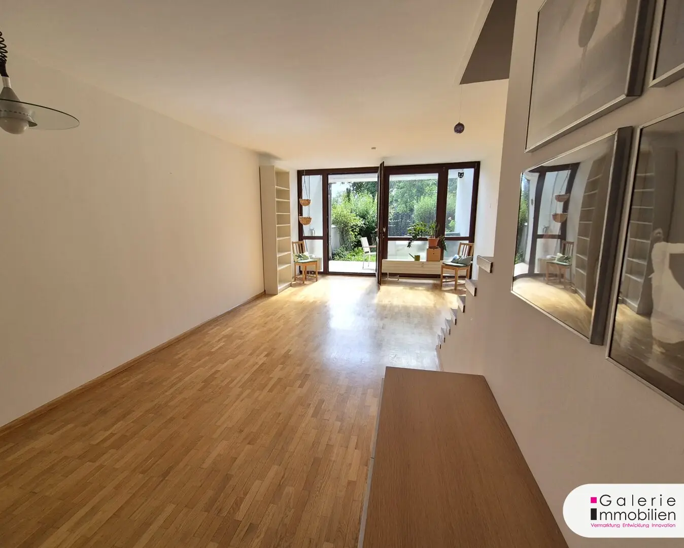 Charming maisonette with loggia and little garden sunny and bright