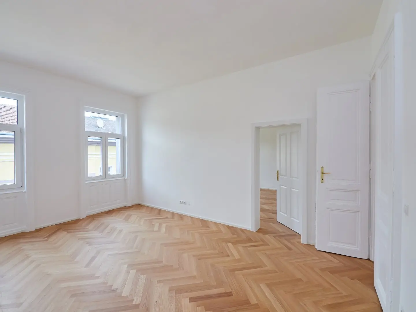NEUWERTIG, ZENTRAL &amp; RUHIG - MODERNE 3-ZIMMER-WOHNUNG MIT BALKON NÄHE NESTROYPLATZ