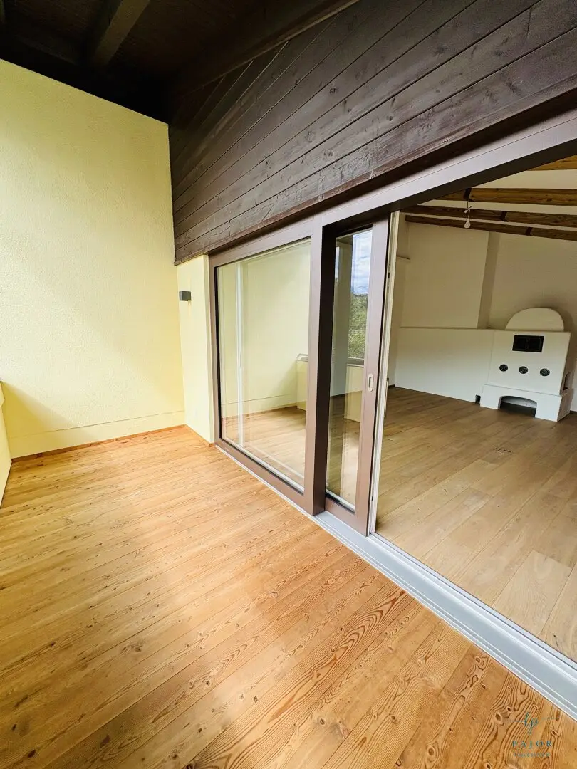 With Style, Charm and Skiing - 3 Rooms - Loggia - Garage - Mountain View