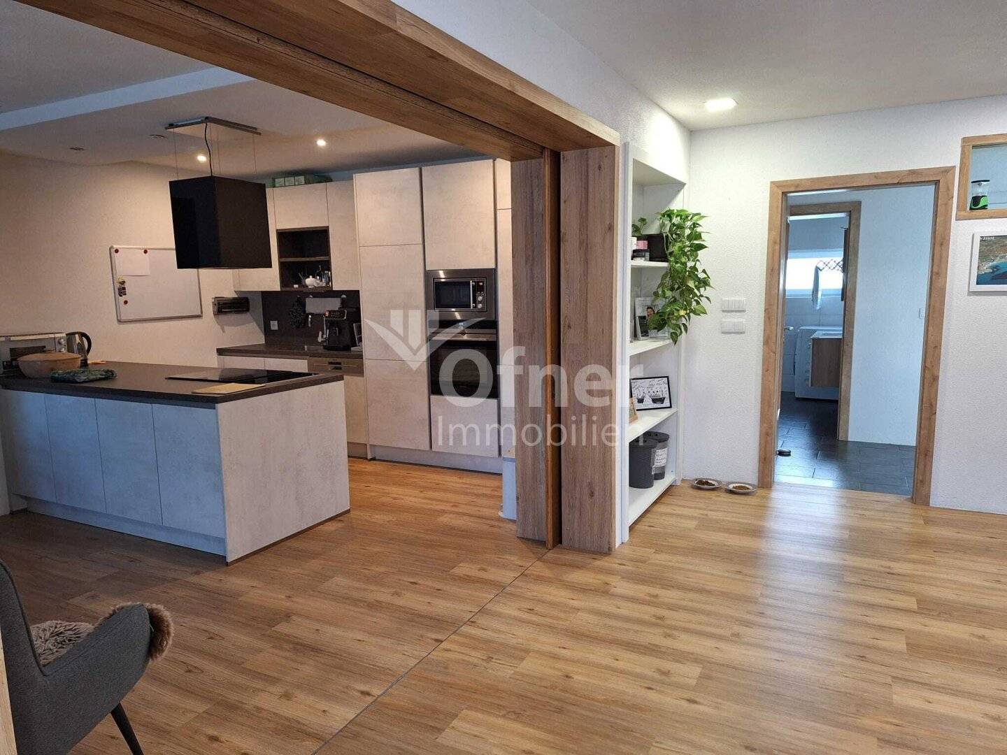 Versatile residential and investment property with numerous usage possibilities