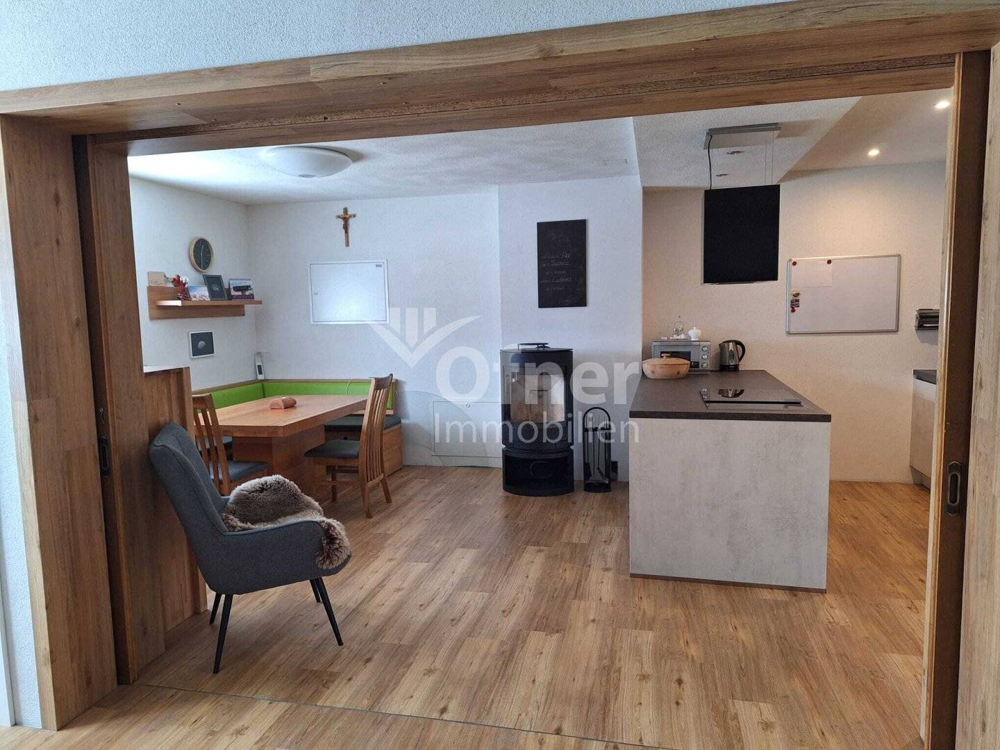 Versatile residential and investment property with numerous usage possibilities