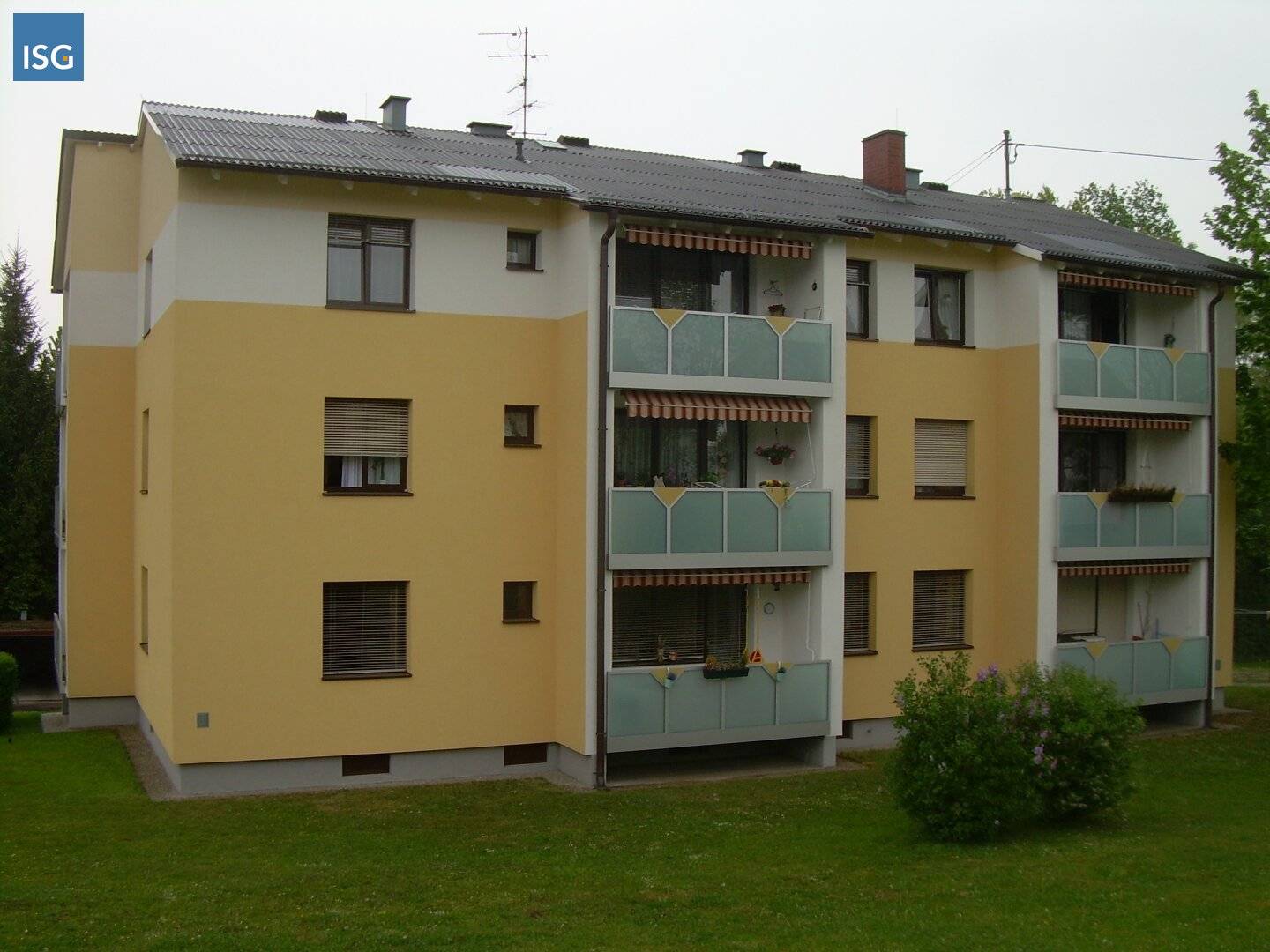 Object 530: 4-room apartment in 4786 Brunnenthal, Am Waldrand 2, Top 8 (incl. Garage No. 8)
