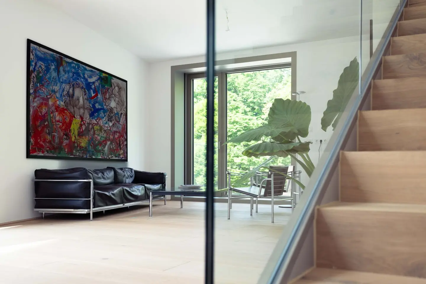 Central, top-modern office space for rent
