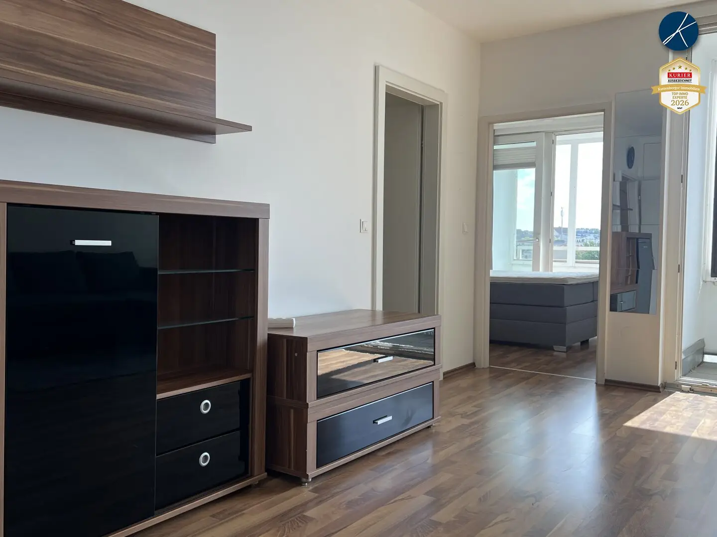 Like-new 2-room apartment with 2 loggias and car parking space