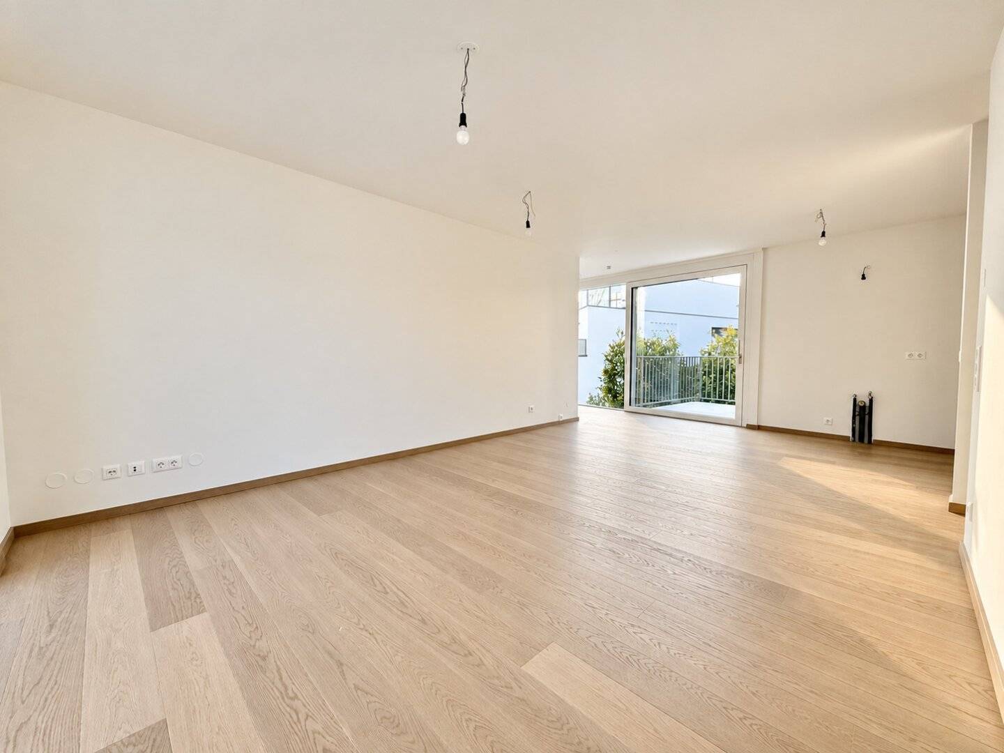 RENTAL APARTMENT WITH VIEW OF GREENERY - 3-room penthouse apartment - First occupancy - Year of construction 2025 - Private roof garden - Balcony