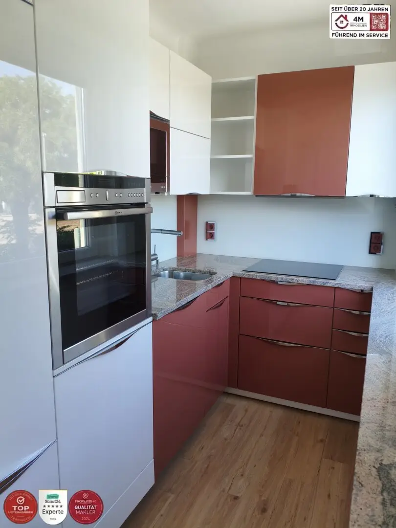 Modern living with small-town charm: Newly renovated, light-filled elegant apartment in Stockerau