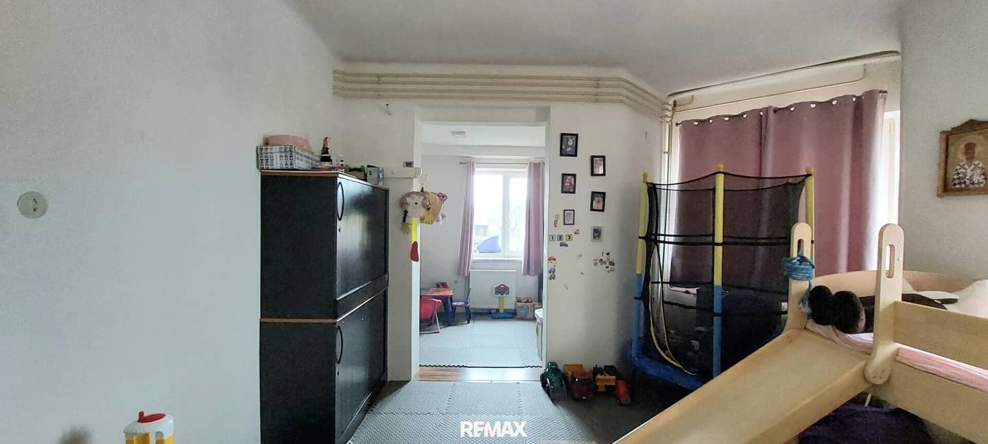 A house for generations – space for family, work &amp; living