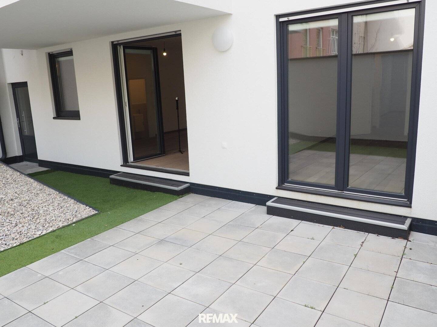 Geothermal heating! 3-room with terrace and "garden share"