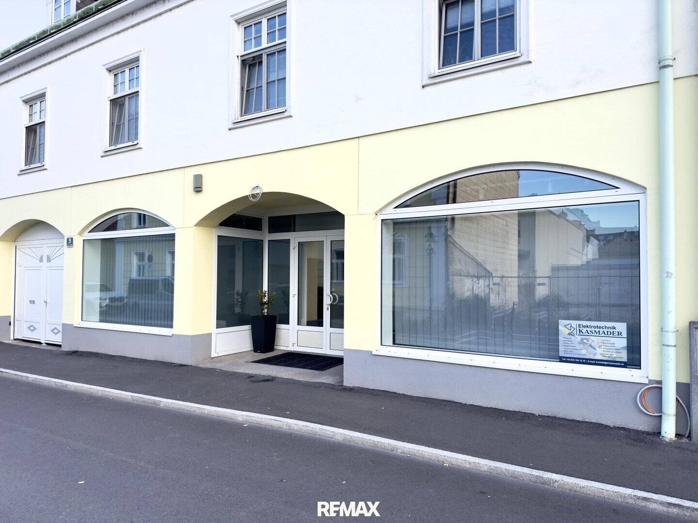 Modern office in the center of Tulln