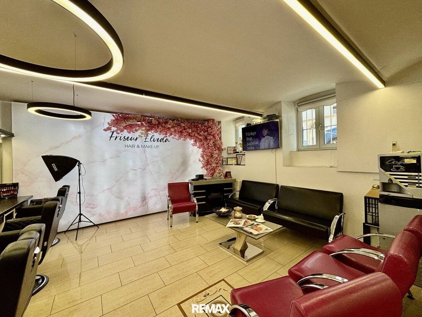 Established hair salon for takeover