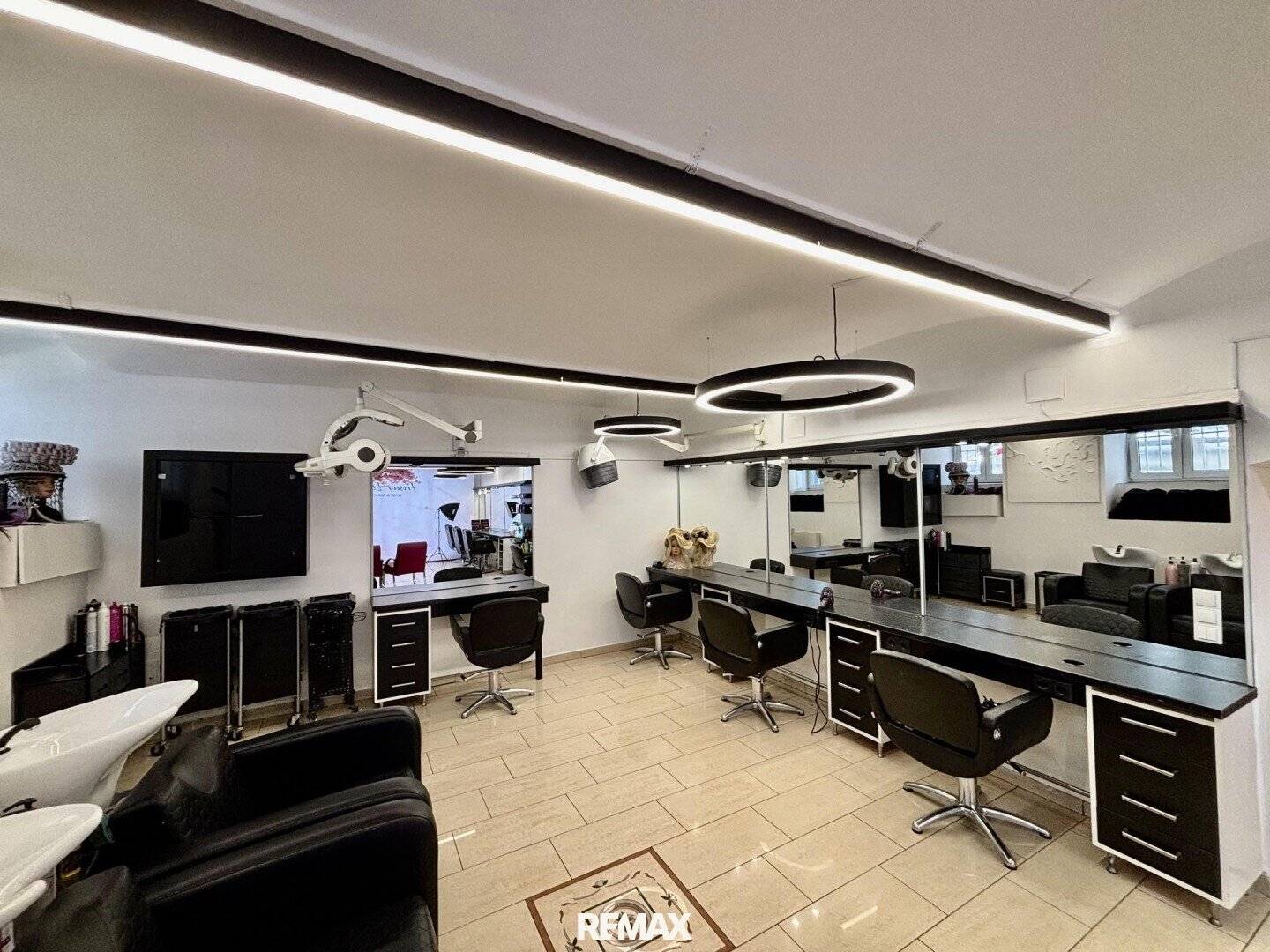 Established hair salon for takeover