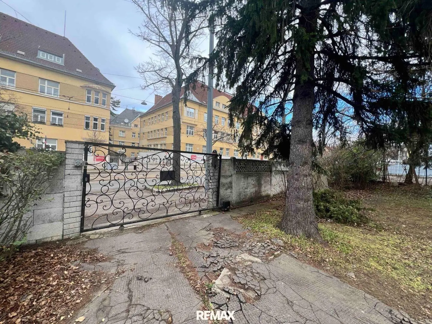 "Büro - Kanzlei - Praxis!"