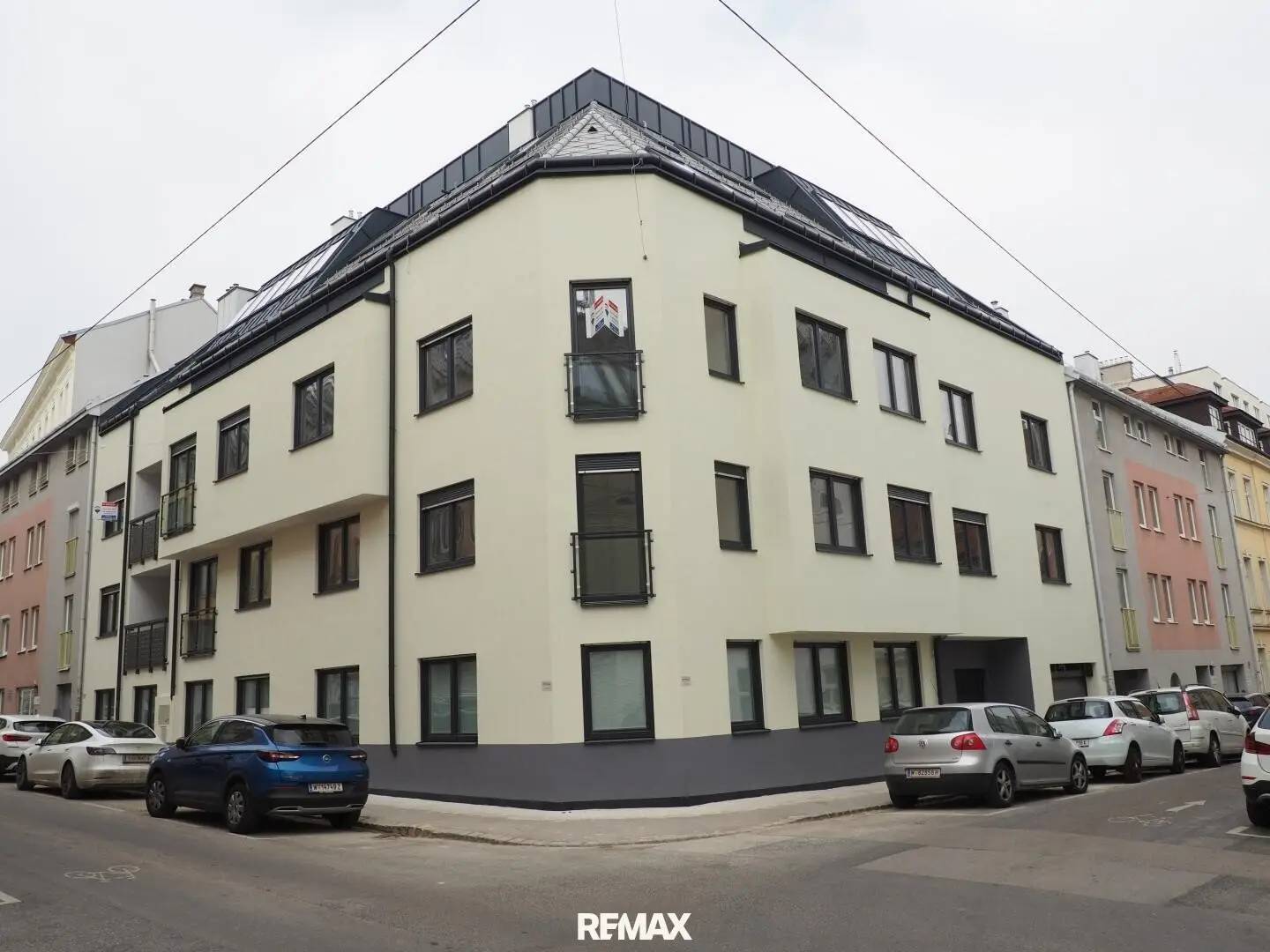 Duplex parking in Schopenhauerstraße