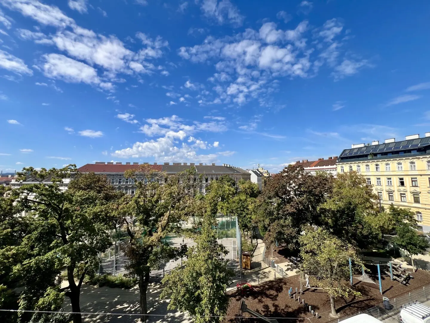 Altbauwohnungen mit Weitblick Nähe Meiselmarkt!