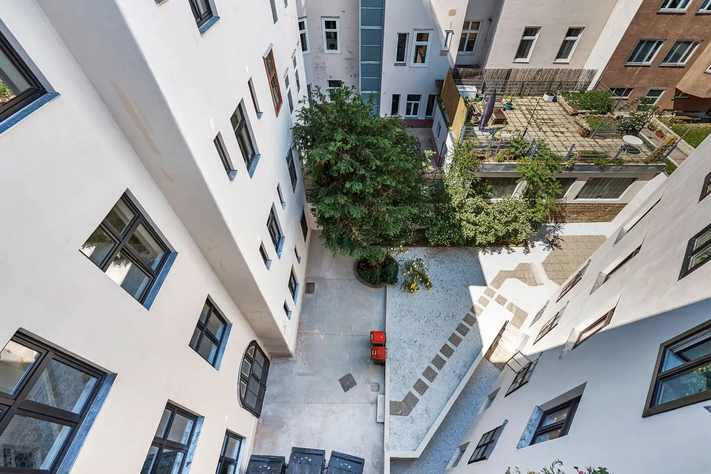 Period apartments with distant view near Meiselmarkt