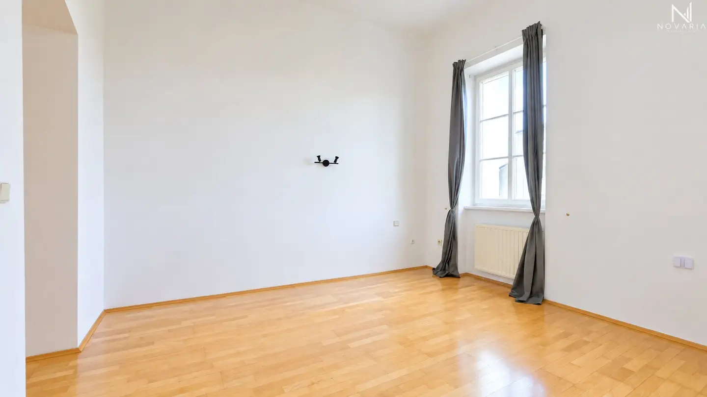 Charming 2-room period apartment in sought-after location of Baden