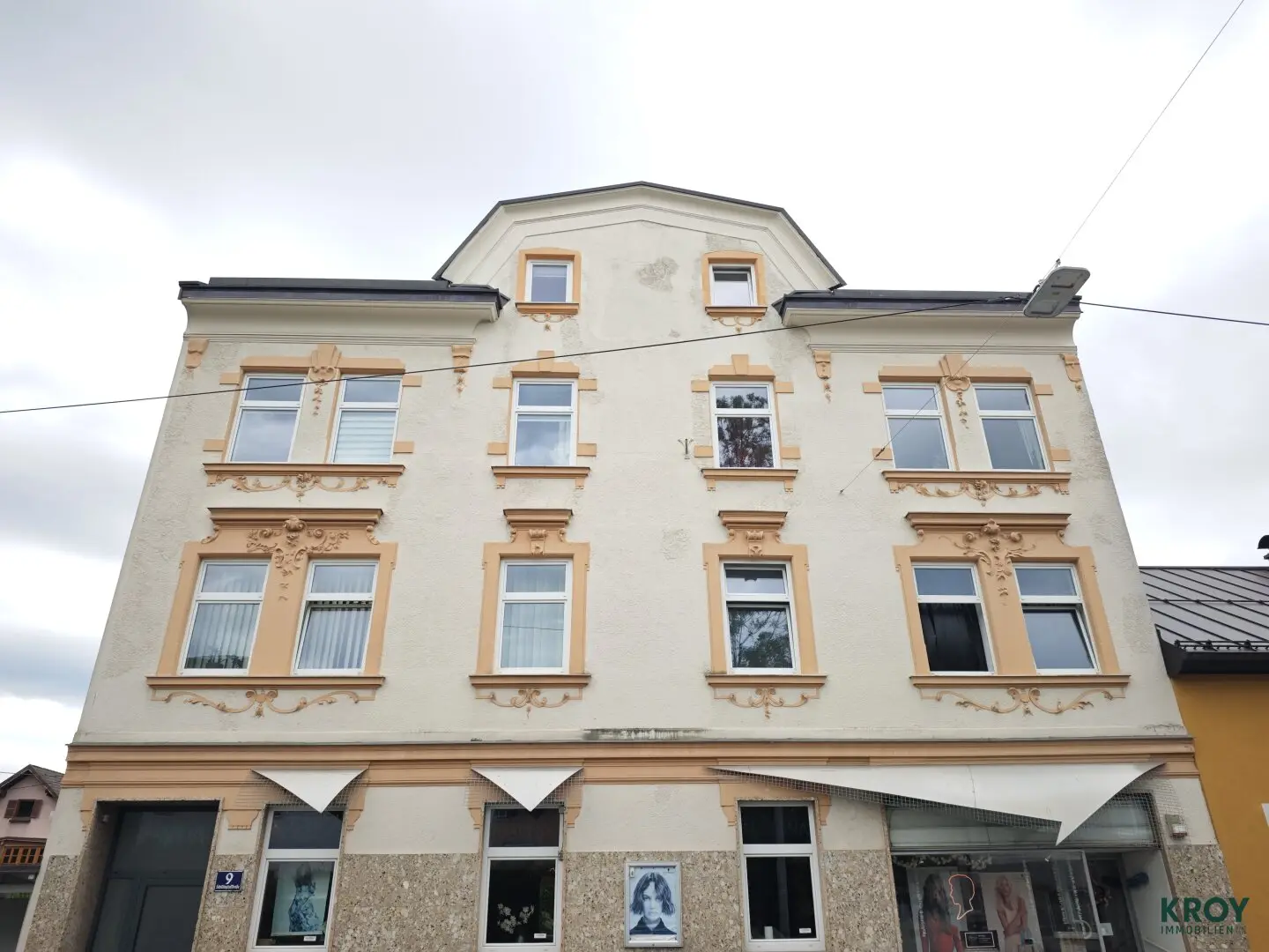 Charming large studio apartment - quiet residential area Gnigl
