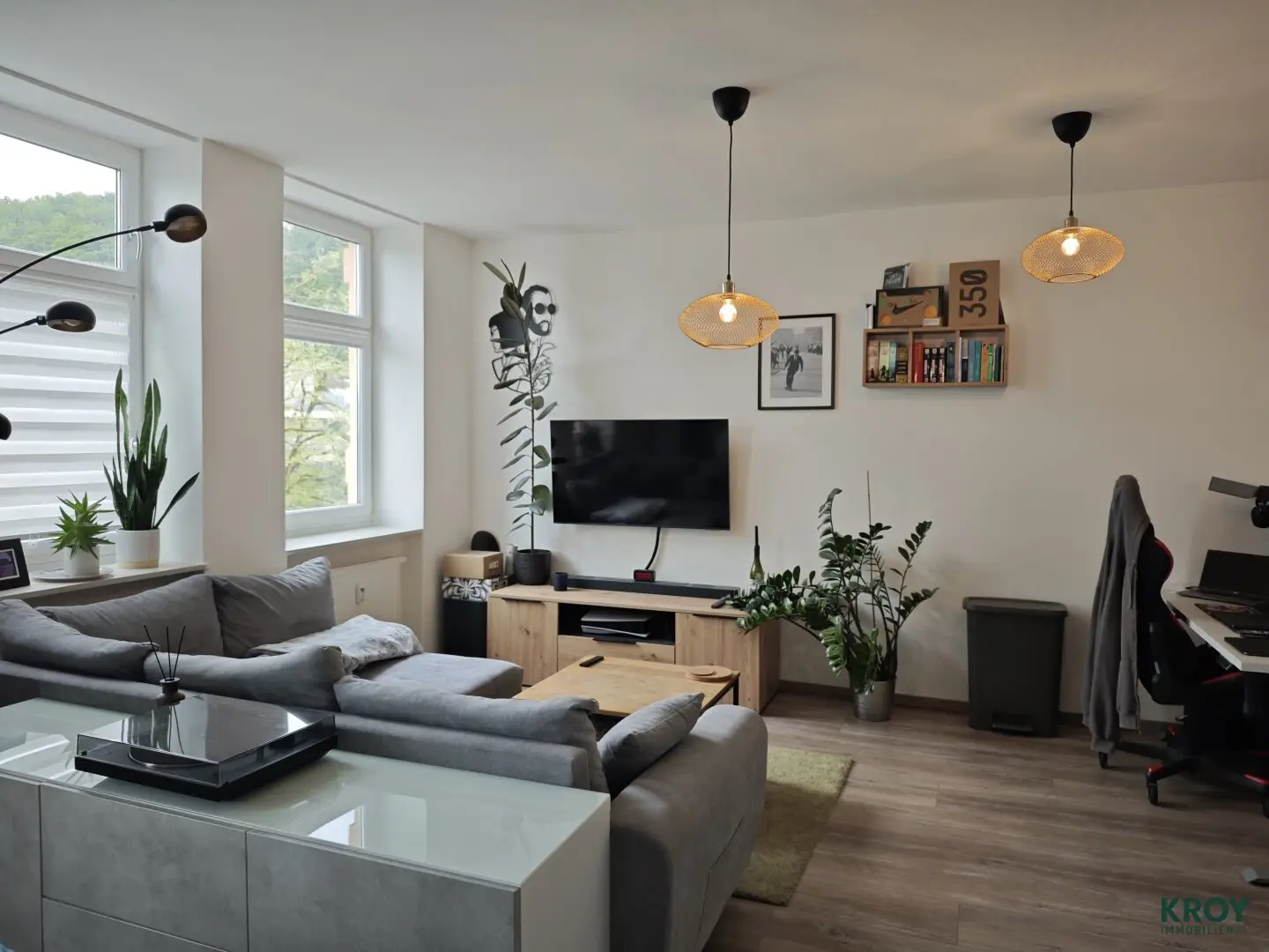 Charming large studio apartment - quiet residential area Gnigl