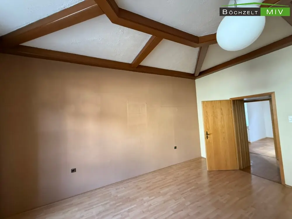 Charming apartment in Eisenerz with fitted kitchen and fireplace