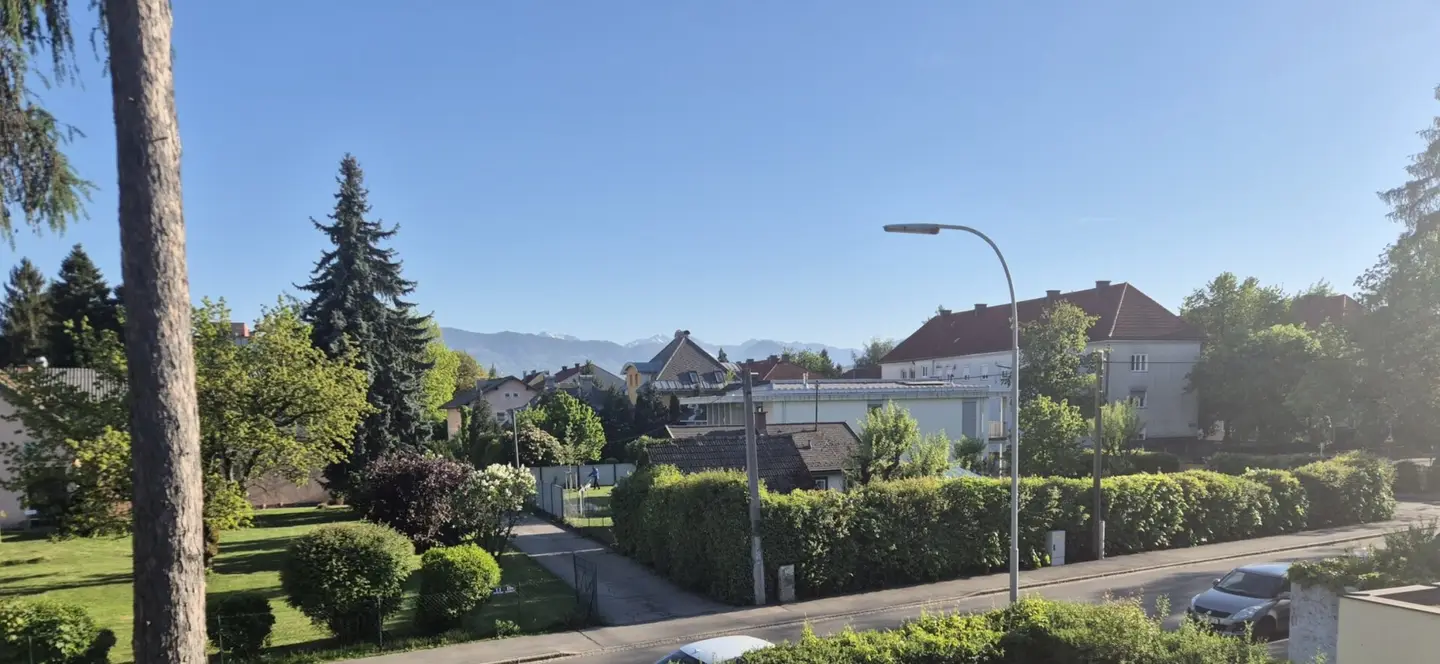 4-room apartment with south balcony in top location