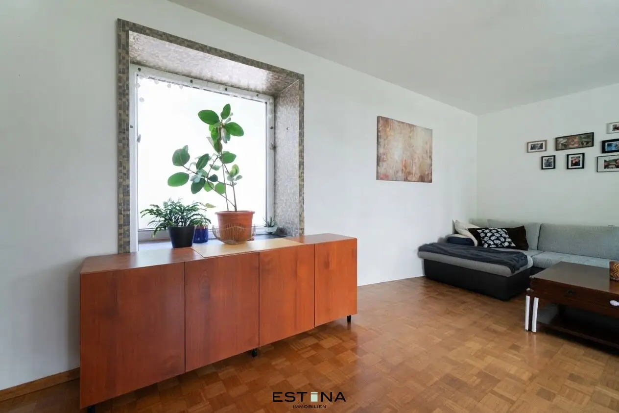 1960s charm with garden idyll – your personal residential dream in the center of Stockerau