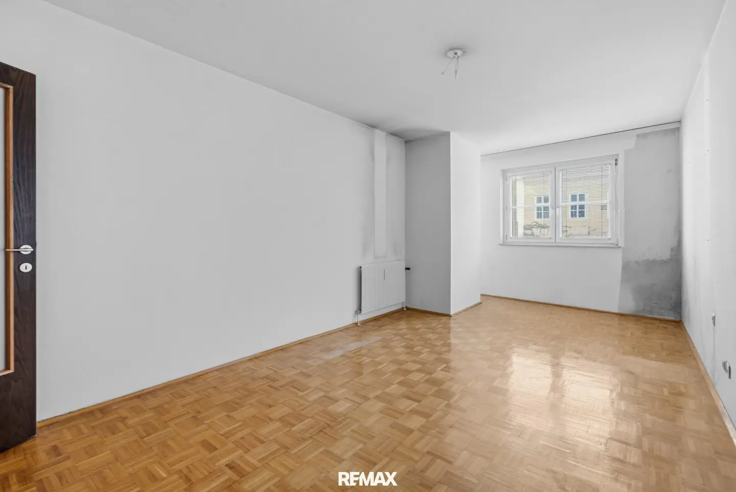 Compact 1 room city apartment in 1030 Vienna with modernization potential RE/MAX Trend