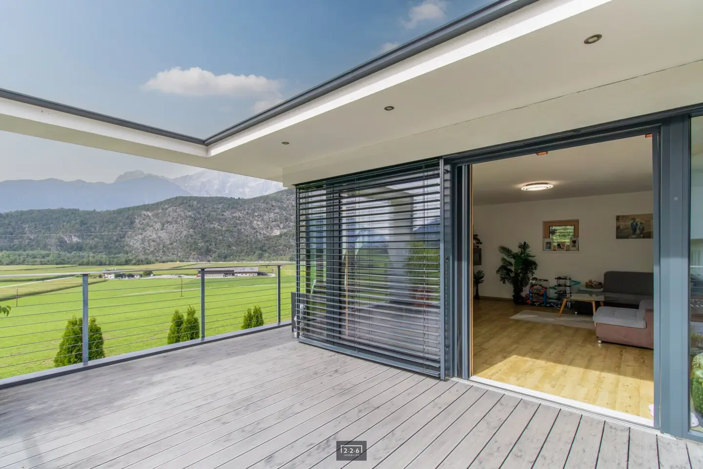 226 IMMOBILIEN: Modern single-family house in the Tyrolean Oberland