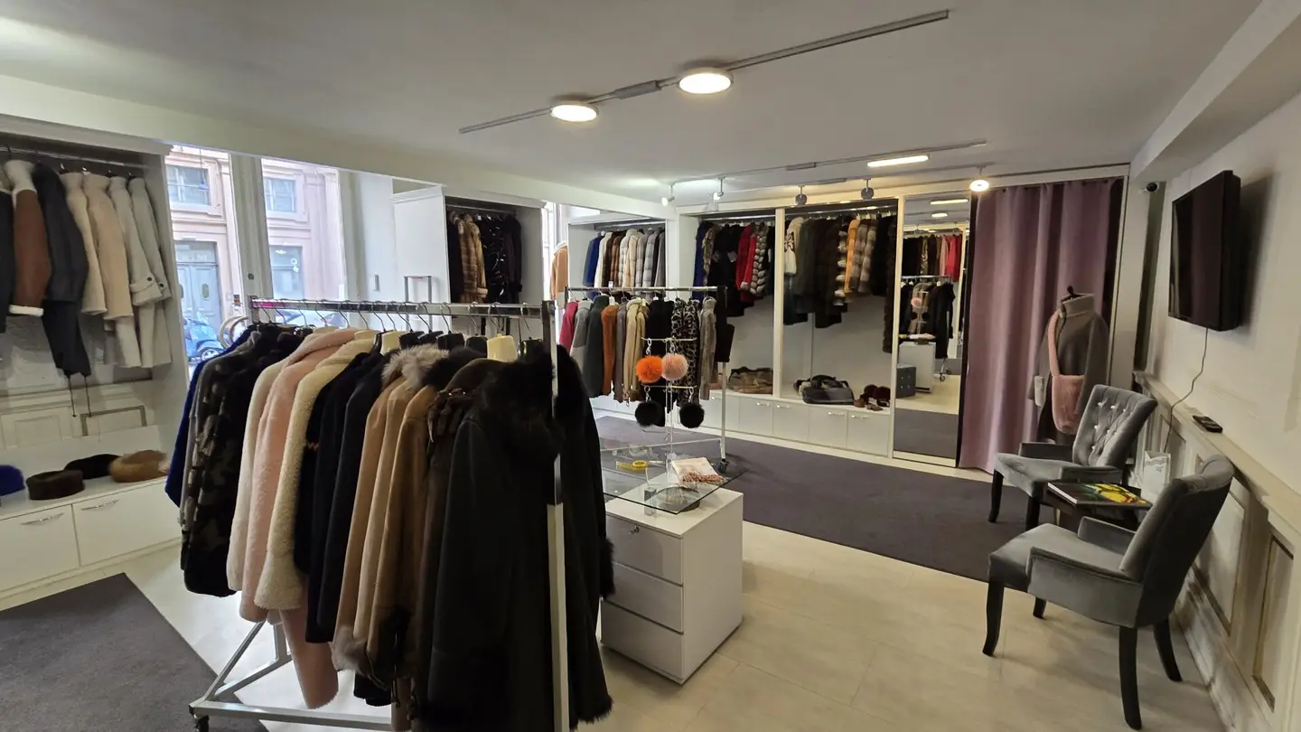 Commercial premises for retail, office or studio for rent in 1010 Vienna