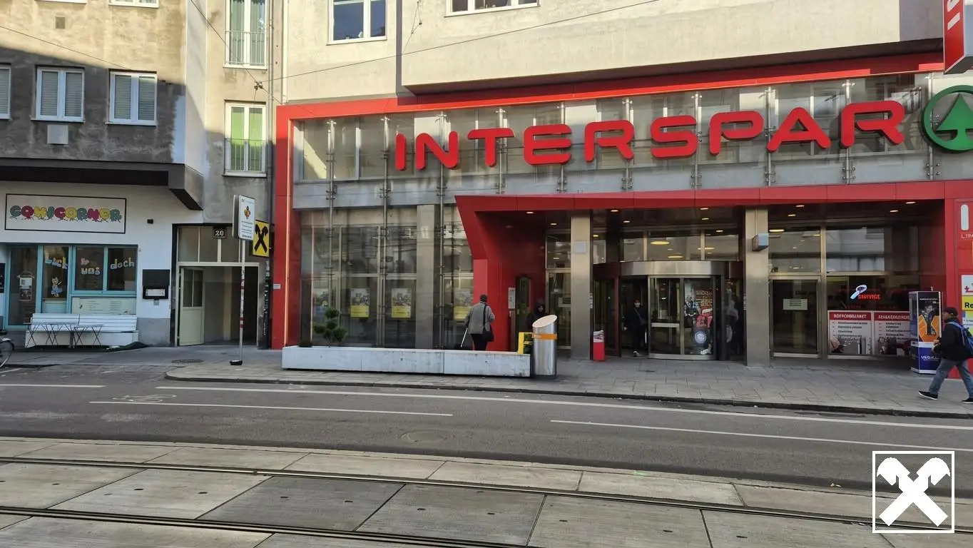 Bright Erdgeschosswohnung in high footfall location near U6