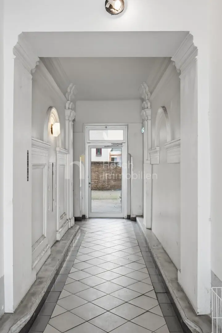 Margareten, reimagined | Nine vacant period apartments with elevator, few minutes to U4