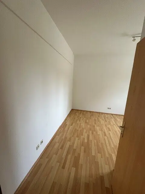 Gemütliche 3-Zimmer-Mietwohnung  mit Carport und Kellerabteil in Unterrohr