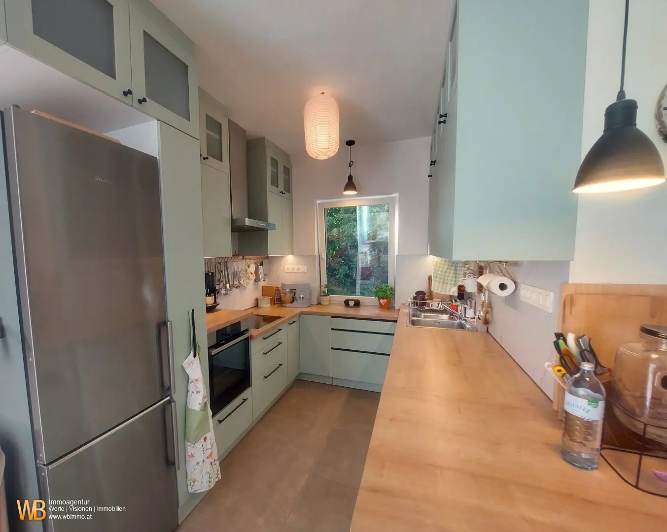 Smart new build 2024 with beautiful herb garden