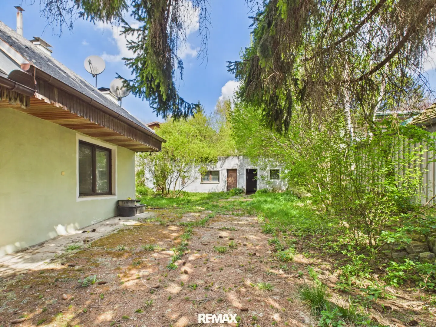 Charming single family house in Riedenthal, 3 rooms, 80.9 m², in need of renovation, €249,000