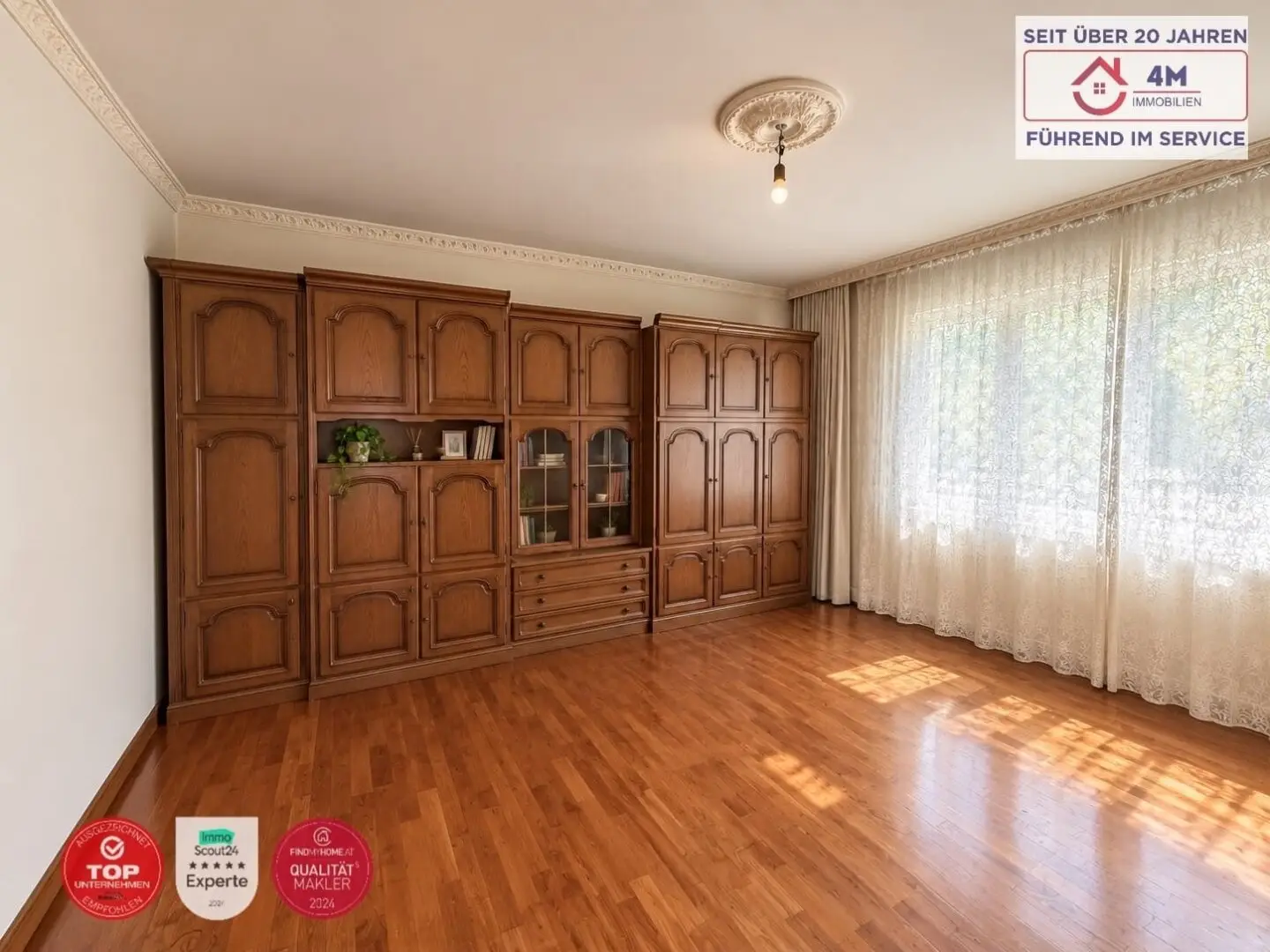 Property in need of renovation with great potential on 675 m² plot in Münchendorf