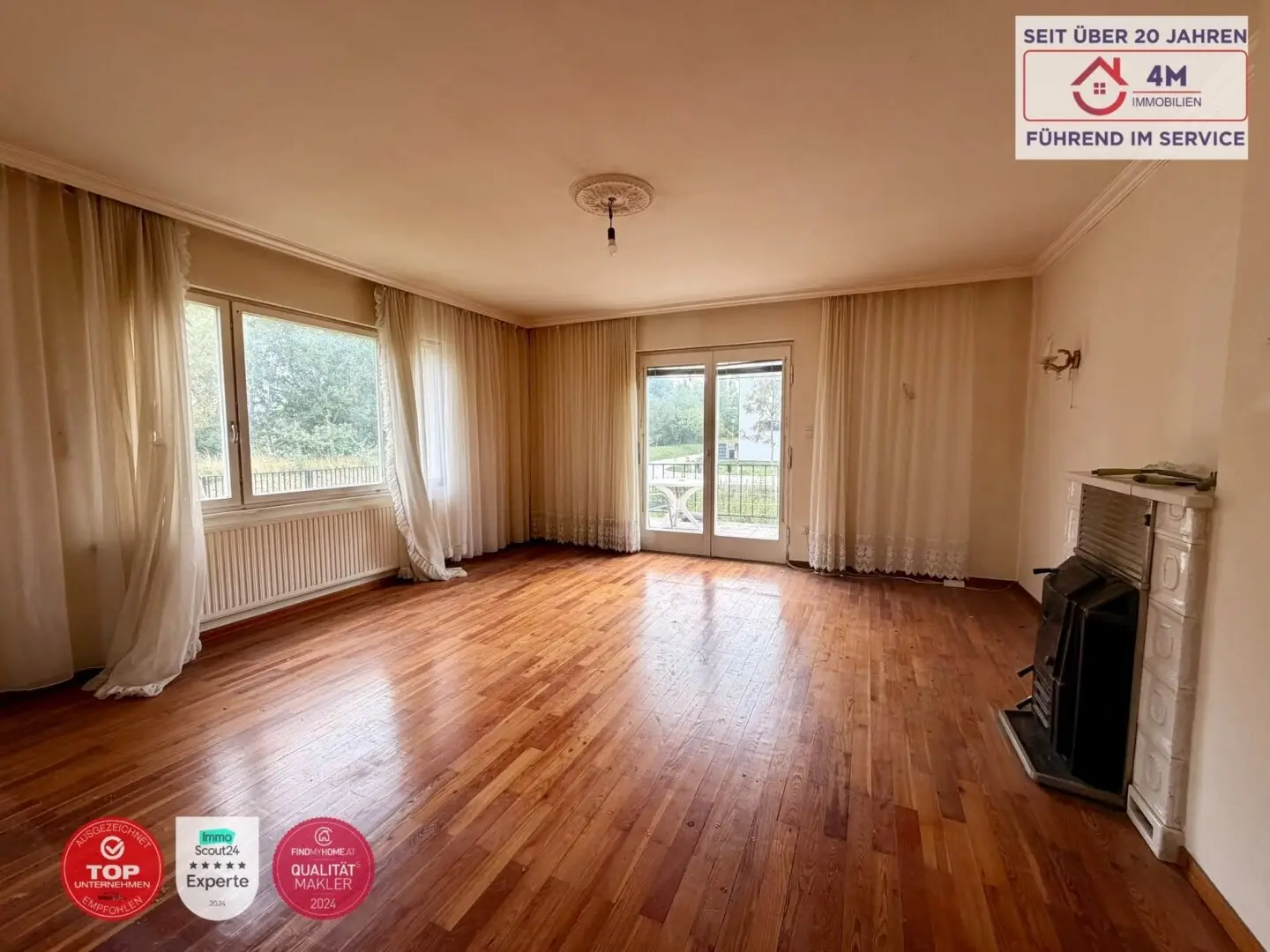 Sanierungsobjekt mit viel Potenzial auf 675 m² Grundstück in Münchendorf!