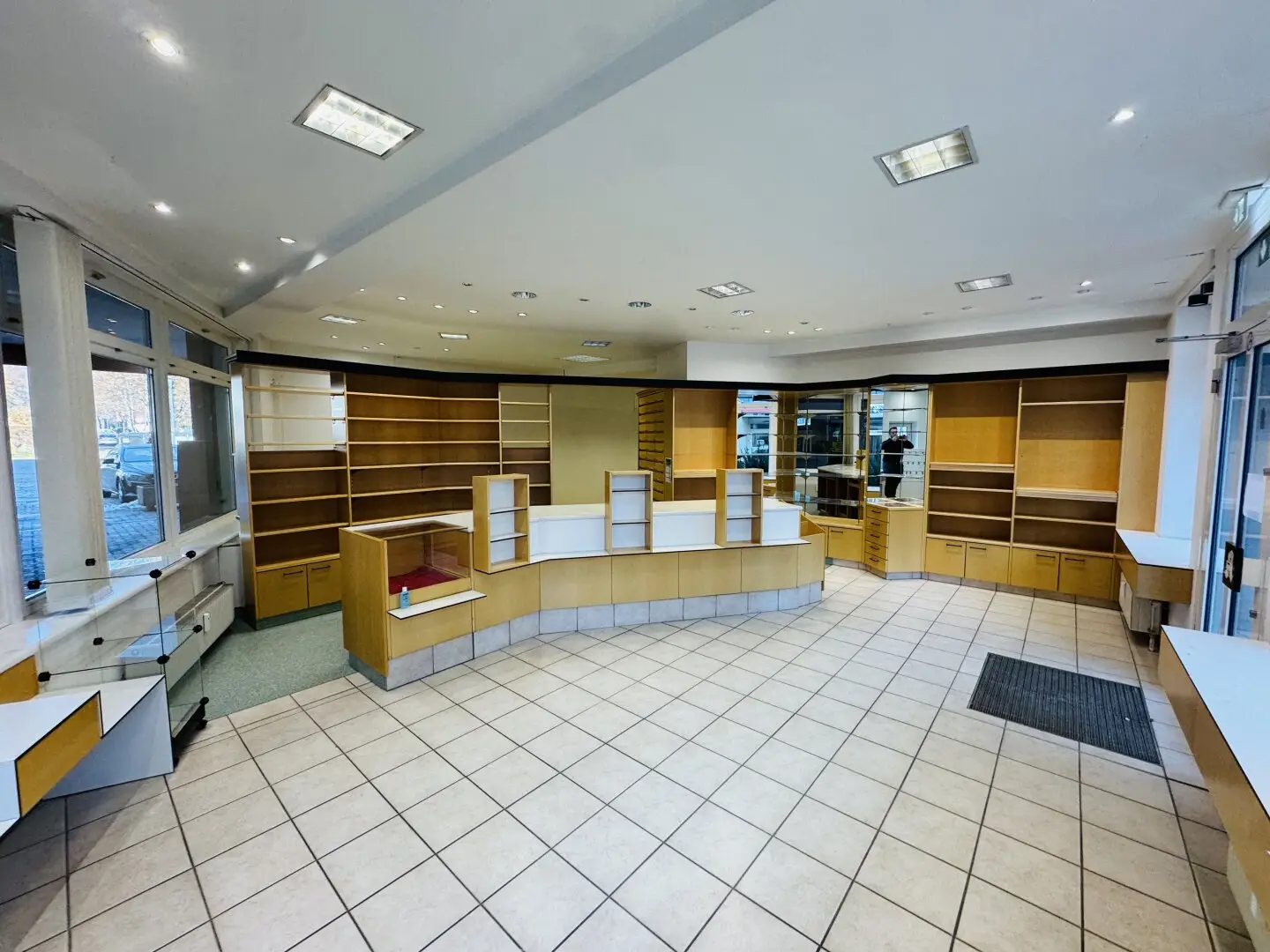 Spielberg: Commercial space with many possibilities – buy or flexibly obtain ownership via lease purchase
