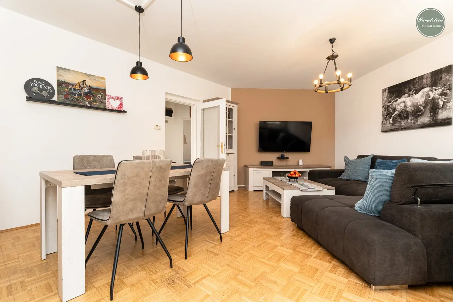 Modern Home Vibes | 3-room &amp; Loggia near Badeteich Gerasdorf