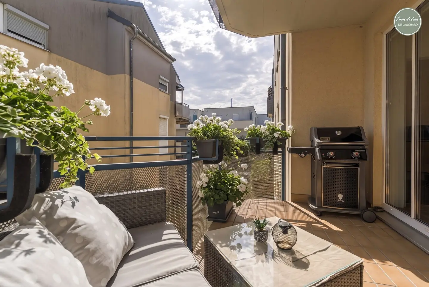 Modern Home Vibes | 3-room &amp; Loggia near Badeteich Gerasdorf