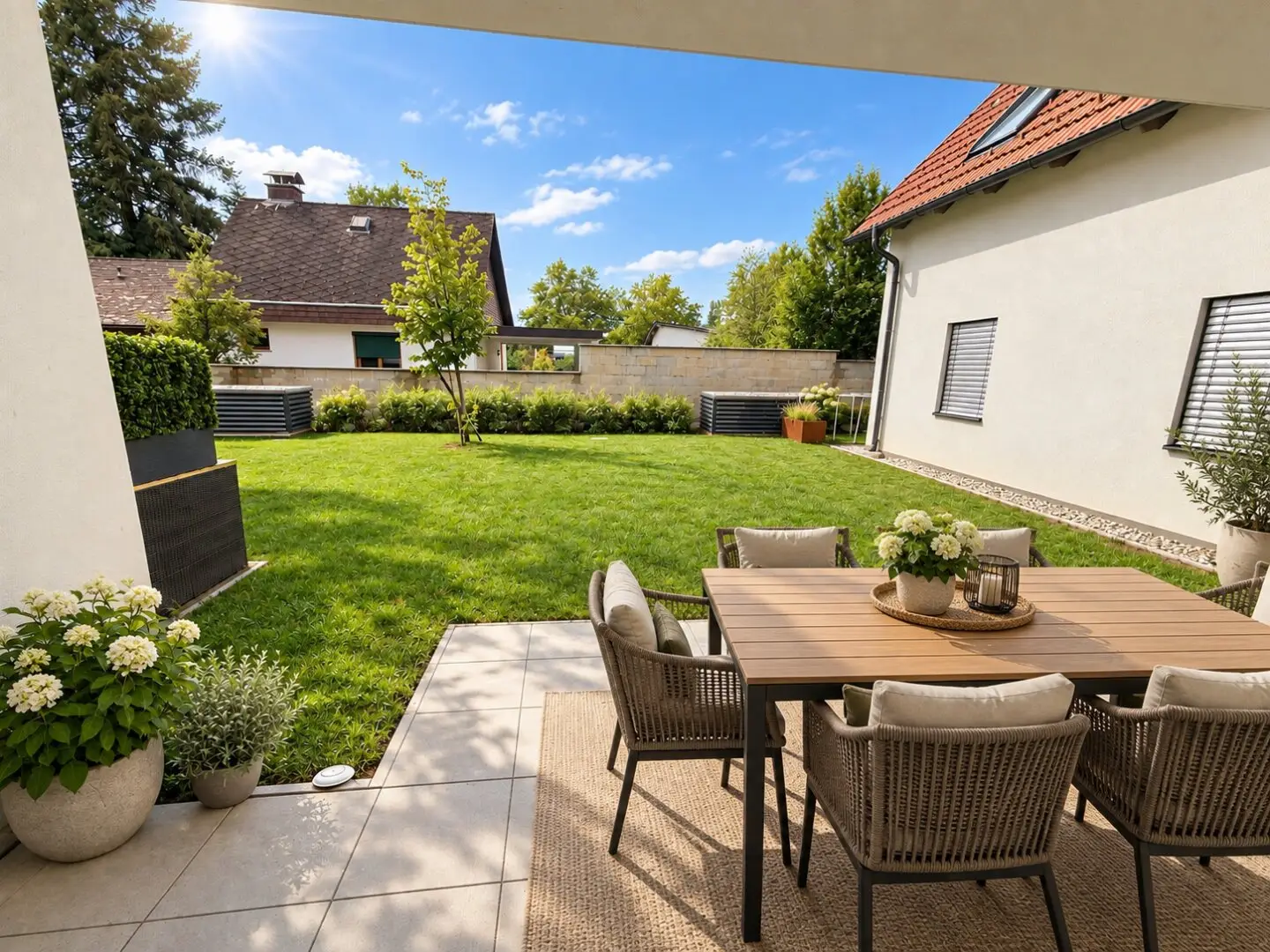 73M2 | TWO-STOREY GROUND FLOOR MAISONETTE | TERRACE | UNDERGROUND GARAGE