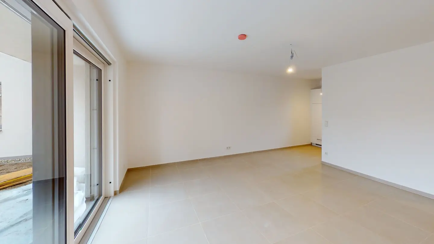 73M2 | TWO-STOREY GROUND FLOOR MAISONETTE | TERRACE | UNDERGROUND GARAGE